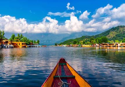 Srinagar & Gulmarg Getaway from Chandigarh