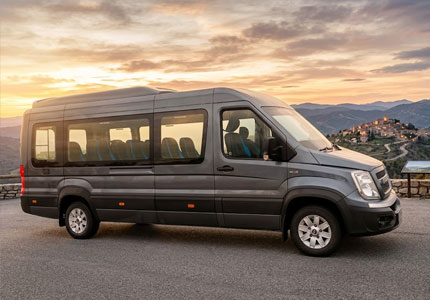 Urbania Traveller 17 Seater